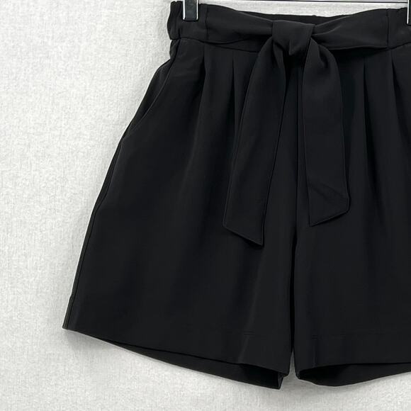 LULULEMON Noir Short 5.5” Womens 4 Black High Rise Pleated Elastic Tie Waist - Picture 5 of 14
